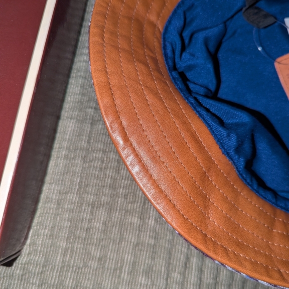 Vintage 2010 Coach Purple Wool And Leather Plaid Crusher Bucket Hat - Picture 4 of 5